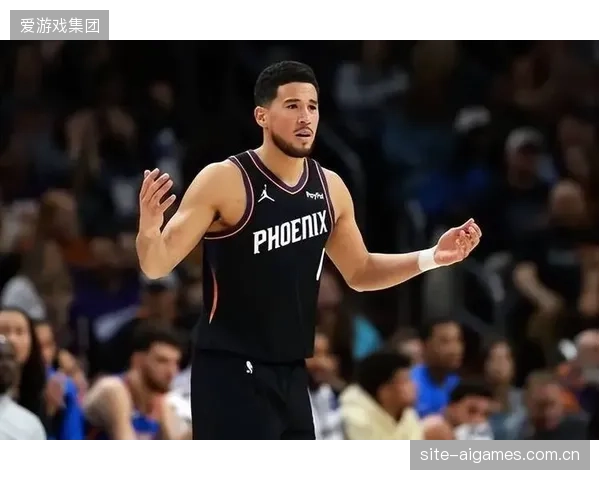 布克维持全明星级得分水准，但整体产量相比上赛季略有下滑。